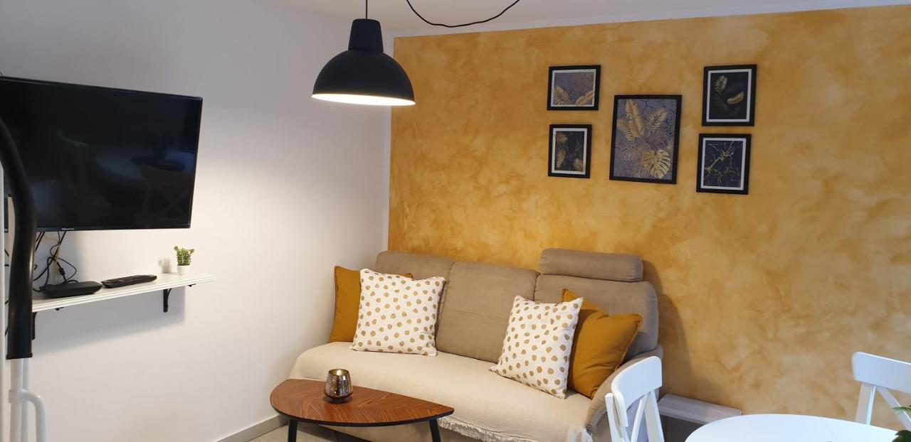Ferienwohnung Apartman Ivano Cres Exterior foto