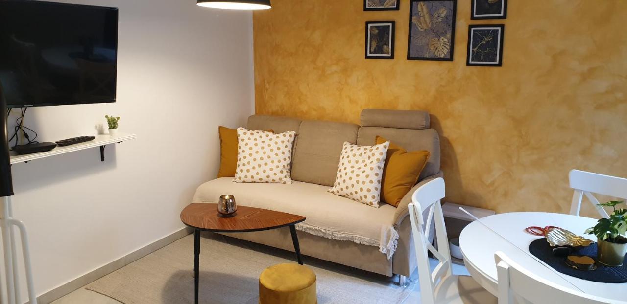 Ferienwohnung Apartman Ivano Cres Exterior foto